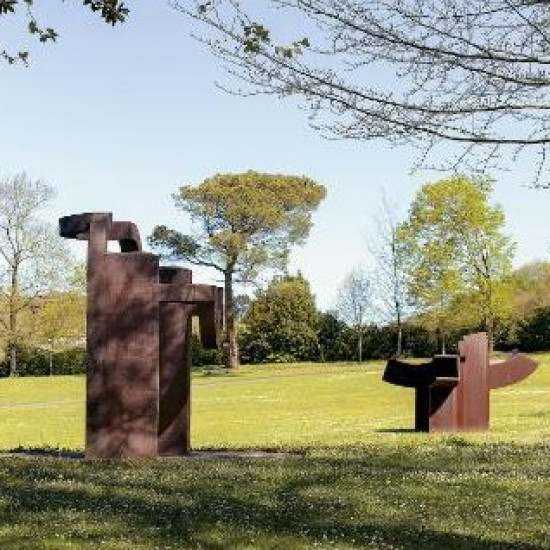 Chillida Leku, entrada más visita guiada.
